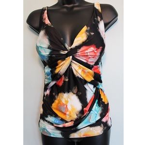 NWOT La Vie En Rose Swim Tankini Top